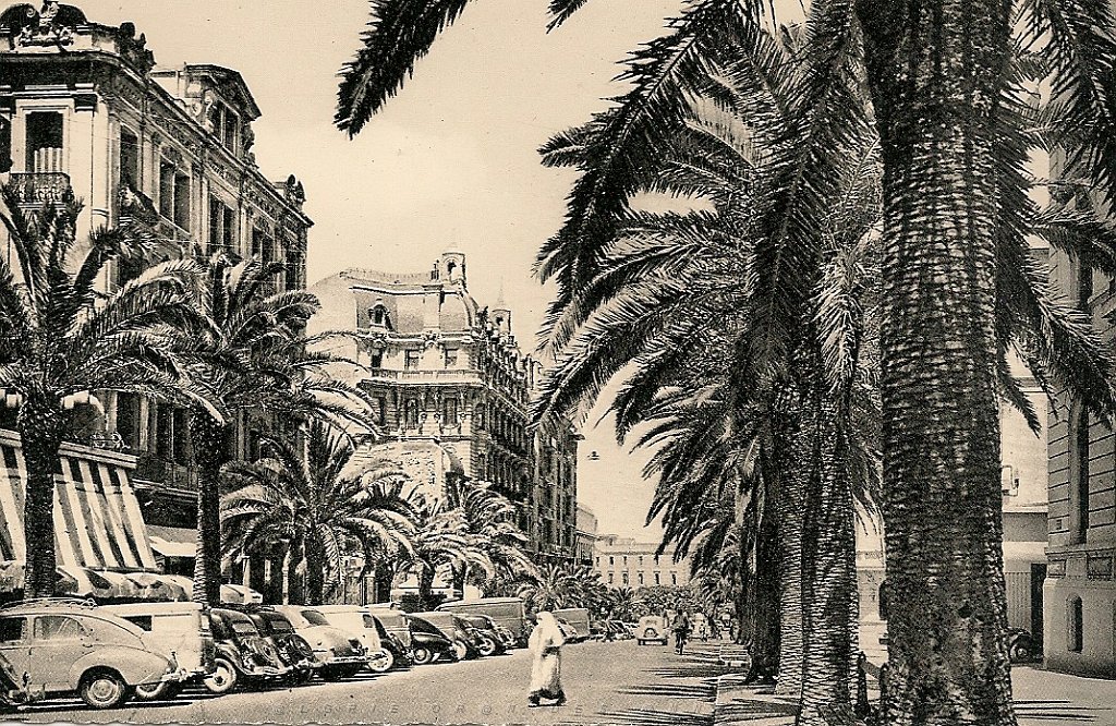 453-Boulevard Gallieni.jpg